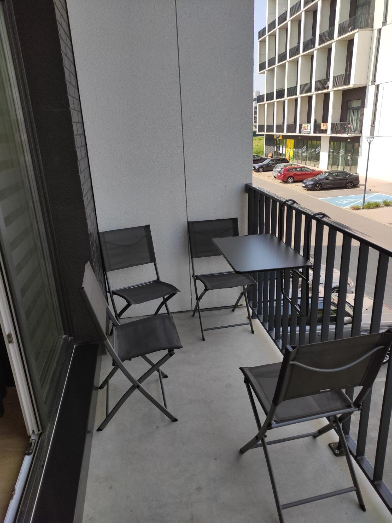 Airport Apartment